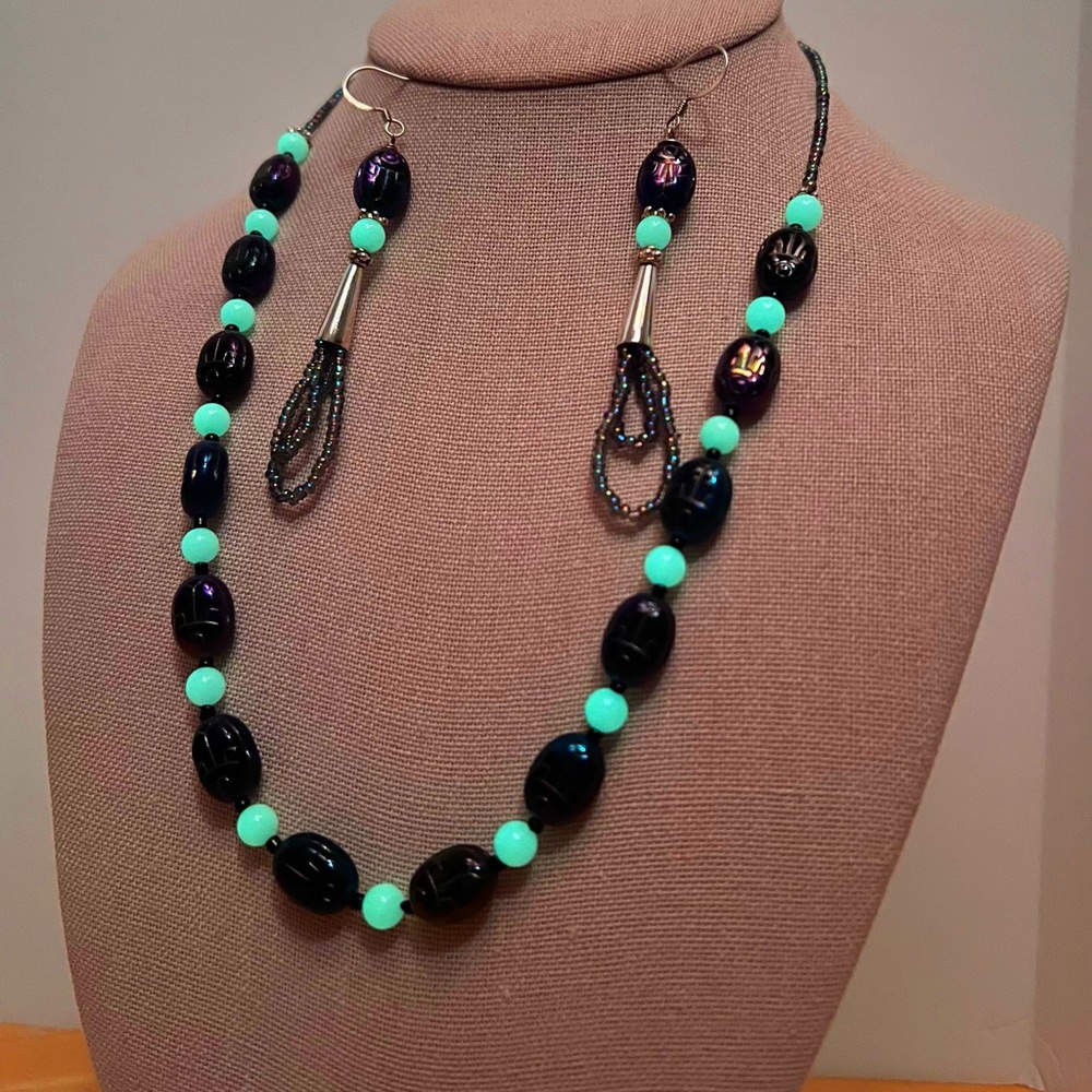 Handmade Scarab Set- GLOWS in the dark!